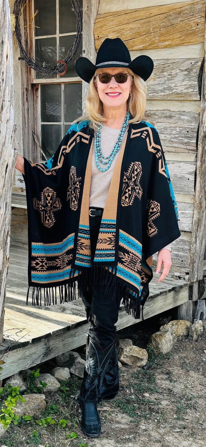 Southwest Reversible Wrap - Black/Tan